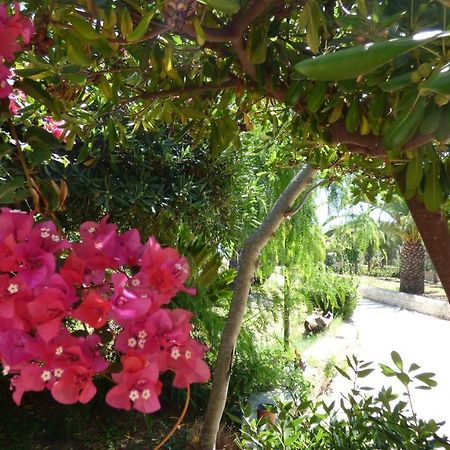 La Villa Rosa Al Mare Pozzallo Extérieur photo