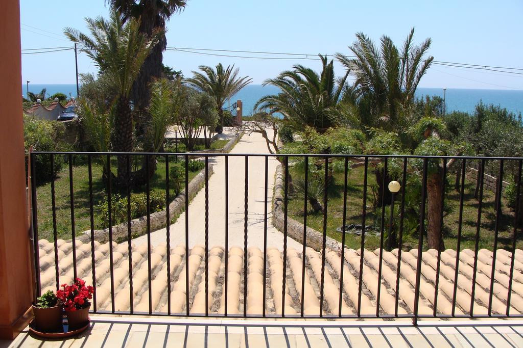 La Villa Rosa Al Mare Pozzallo Chambre photo