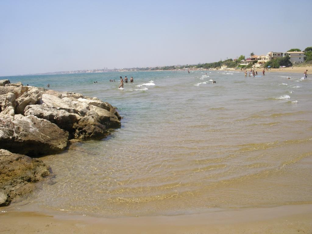 La Villa Rosa Al Mare Pozzallo Chambre photo